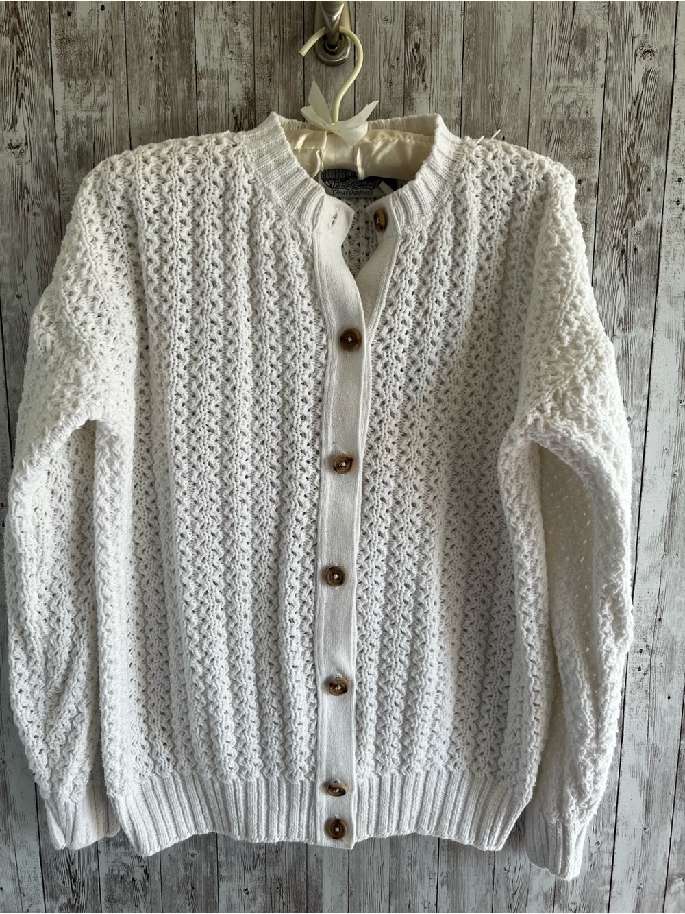 Vintage Women's White Knit Button-Front Knit Cardigan Made in USA Medium